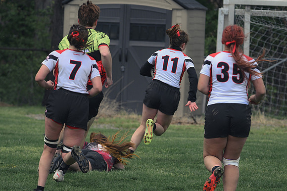 20260419_MoonGirlsRugby_SeniorRec_z8-7679