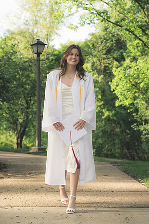 20260525_BradleyCapandGown-8592
