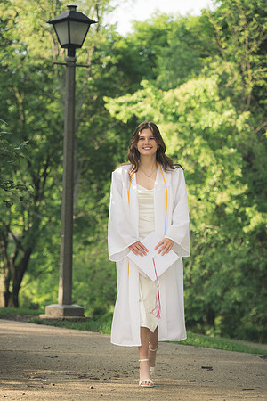 20260525_BradleyCapandGown-8578