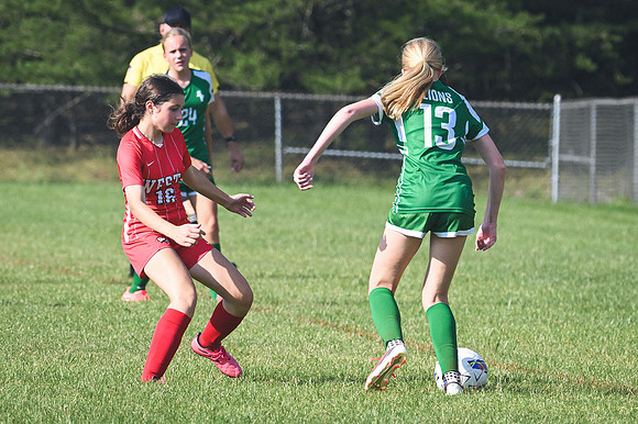 20260909_WestA_Soccer_Z8-8025