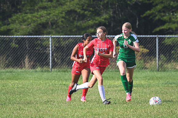 20260909_WestA_Soccer_Z8-7961