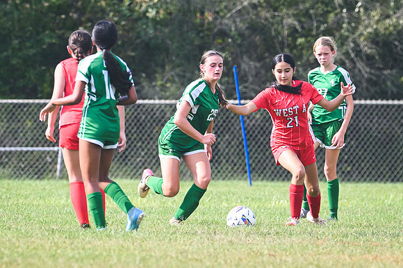 20260909_WestA_Soccer_Z8-7893