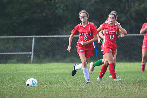 20260909_WestA_Soccer_Z8-7809