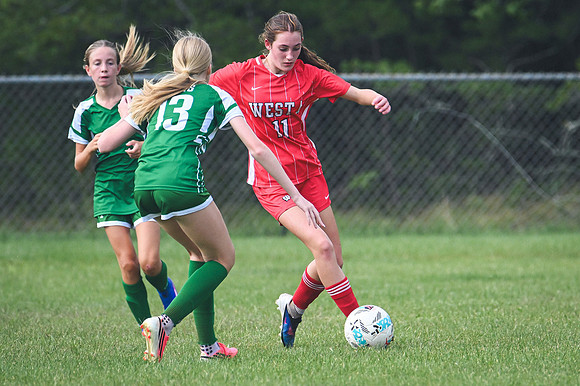 20260909_WestA_Soccer_Z8-7747