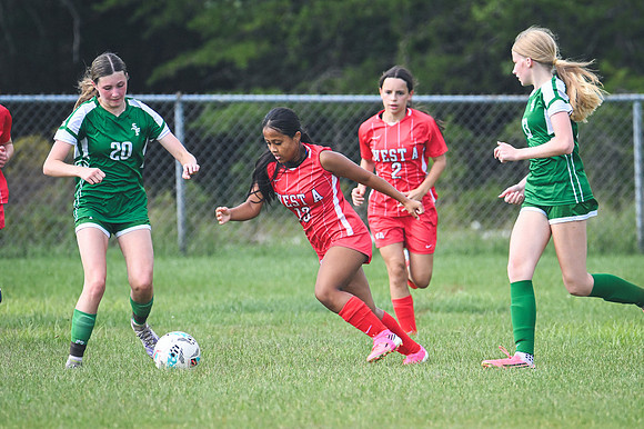 20260909_WestA_Soccer_Z8-7729