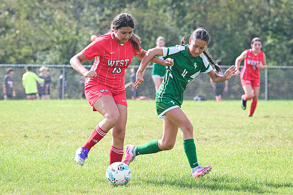 20260909_WestA_Soccer_Z8-7266