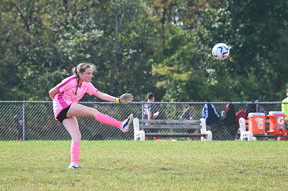 20260909_WestA_Soccer_Z8-7184