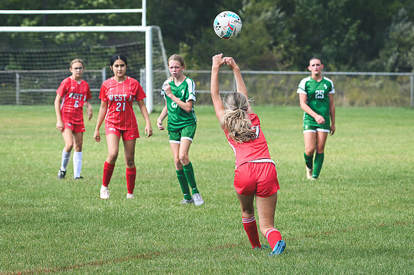 20260909_WestA_Soccer_Z8-7112