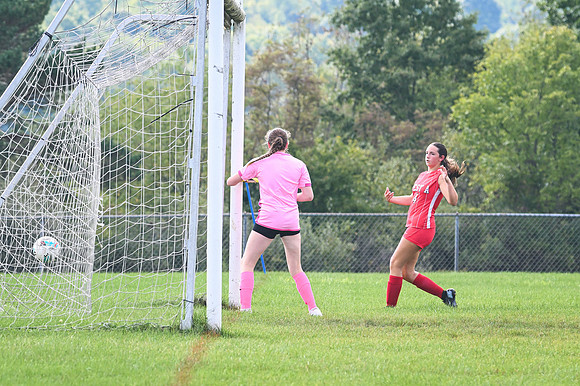 20260909_WestA_Soccer_Z8-7073