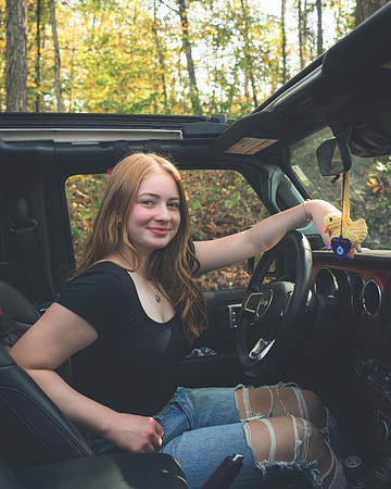 20241006_WiseSeniorPics-6540